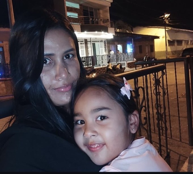 Foto de Bibiana y Ainara Bocanegra